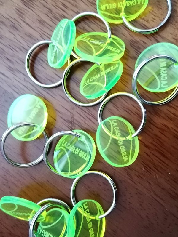 Portachiavi a forma di palla da tennis